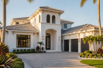 Contemporary exterior home idea in Tampa