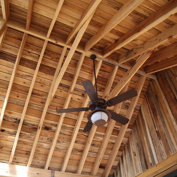 A CRAFTSMAN WEEKEND HOME REMODEL