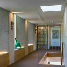 Stairs/hall