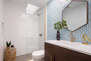 Inspiration for a mid-century modern bathroom remodel in Vancouver