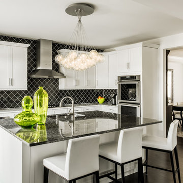 KADUR | Custom Blown Glass Chandelier | Contemporary Kitchen Cluster Light