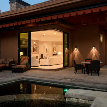 Modern Second Home: Patio