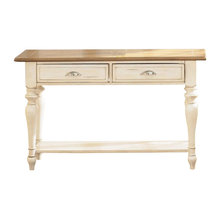 Coffee table and accents