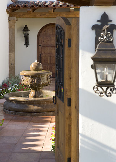 9 Architectural Elements Of Spanish Revival Style Wooden Doors And Gates Often Feature Iron Details These Lanterns Are Typical Spanish Revival