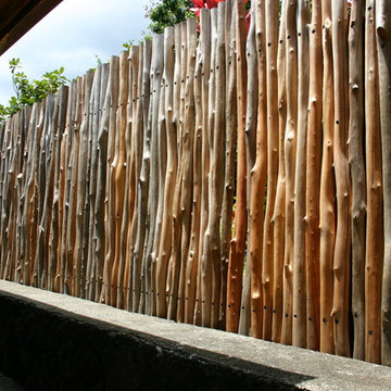 Manoa Pavilion with Ohia Fence