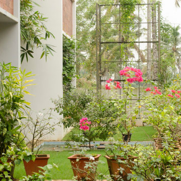 MG THOMAS RESIDENCE