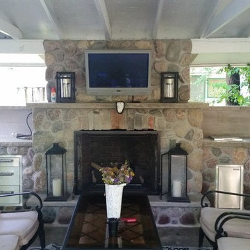 Outdoor Kitchens