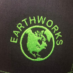 Earthworks Landscape and Maintenance LLC