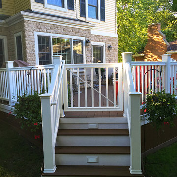 Timber Tech Deck with contrasting Radiance rails