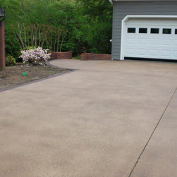 Loden Driveway with Dark Walnut Border - Outdoor Products