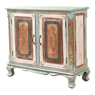 https://st.hzcdn.com/fimgs/ce51635a0197eb49_5629-w320-h320-b1-p10--french-country-storage-cabinets.jpg