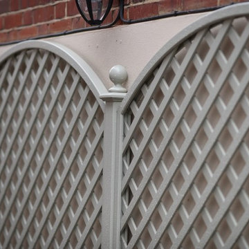 Diagonal Trellis - Making Boring Walls Blossom