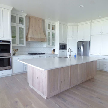 Rustic White Oak Accents