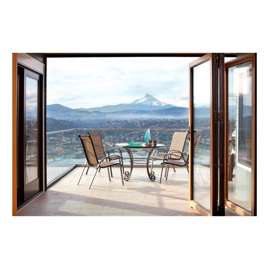 White Salmon Kitchen & Deck