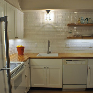 Tiny kitchen face lift on tiny budget