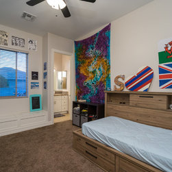 Excelsior Court Custom - Products