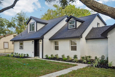Example of a classic exterior home design in Houston