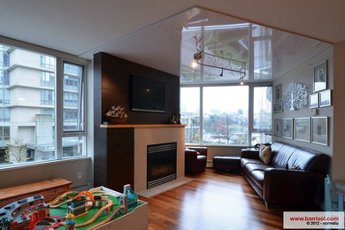 Trendy living room photo in Vancouver