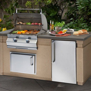 Gas Grills - Outdoor Kitchens