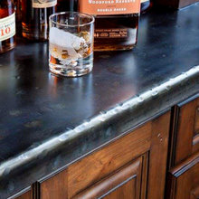 Lakehouse Bar