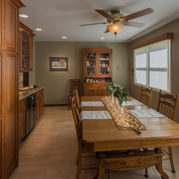 Arlington Heights Large Family Kitchen and Powder Room Remodels