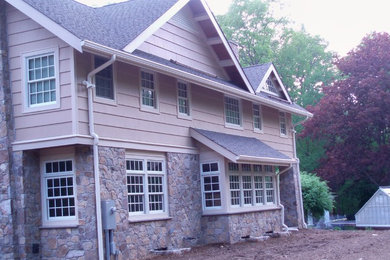Farmhouse exterior home idea in New York