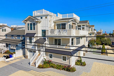 Inspiration for an exterior home remodel in New York