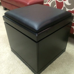 Poufs - Products