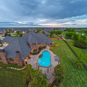12416 Carriage Way Oklahoma City, OK - Wyatt Poindexter Keller Williams Elite