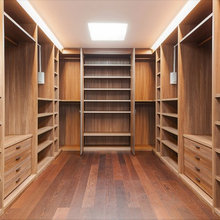 Walking wardrobe