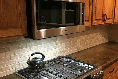 Transitional kitchen photo in Minneapolis