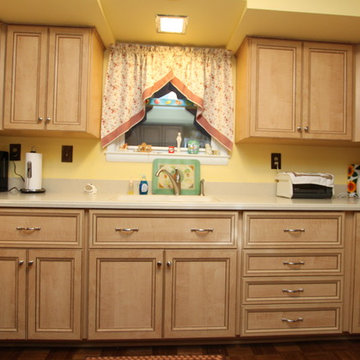 Italian Laminate Kitchen Update