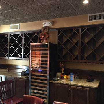 Pembroke, Massachusets - Diamond Bins, Stemware, Wine Fridge