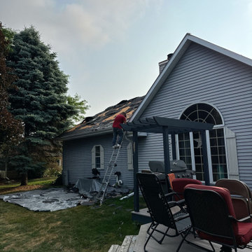 Atlas Pinnacle Pristine Roofing System & LP SmartSiding