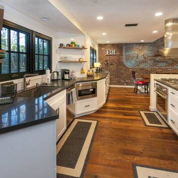 Daywalt - Kitchen and Dining