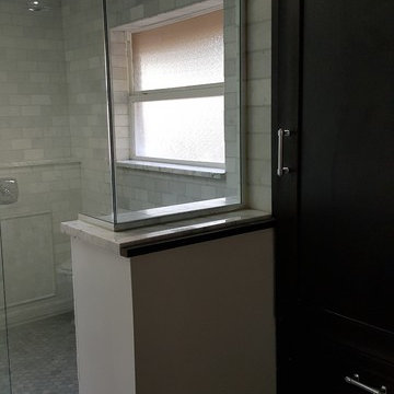 Elegant Italian Carrara White Marble Bathroom