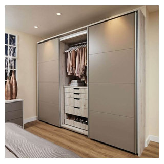 Sliding Doors - Transitional - Closet - Toronto - by Komandor Canada ...