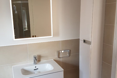 This is an example of a modern home in West Midlands.