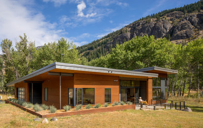 How to Make Your Metal House Feel at Home in the Landscape