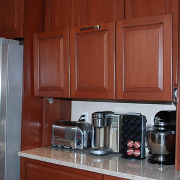 Outdated Desk Becomes an Appliance Garage in an NJ Kitchen