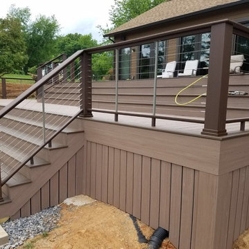 Charles Town, Modern Multi-Level Deck