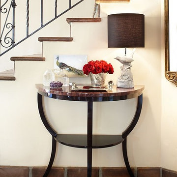 Demilune Console