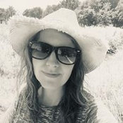 Darla Benedict's photo
