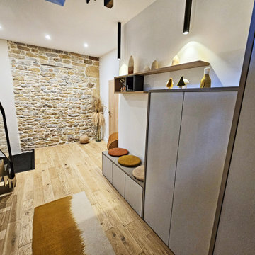 Rénovation d’une ancienne grange en pierre à Poleymieux-Au-Mont-d'Or (69)