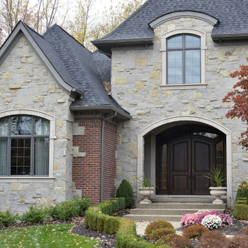 Charcoal Bluff Natural Thin Stone Veneer Home Exterior