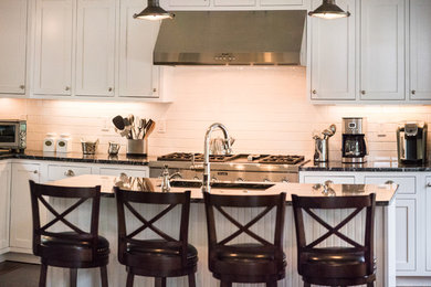 Kitchen - kitchen idea in Portland Maine