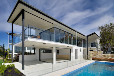 Design ideas for a large modern pool in Sydney.