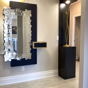 CONDO ENTRYWAY