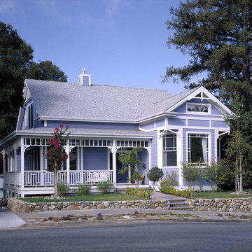 Crafted Queen Anne