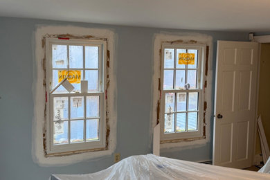 Bedroom photo in New York
